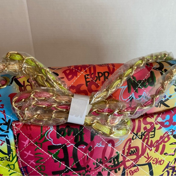 NWT Caleesa Vegan Graffiti Purse - Picture 4 of 11